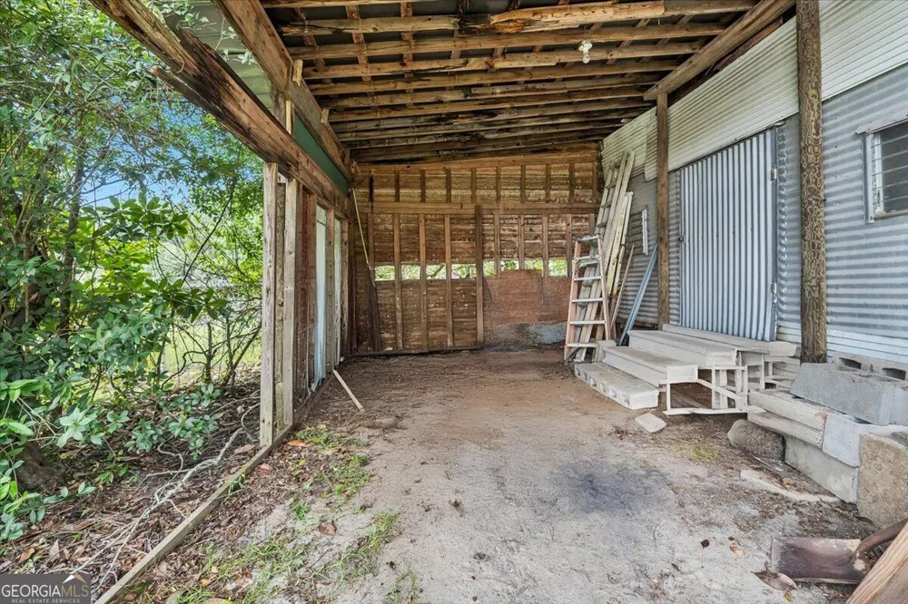 104 Sioux CIR Ivey, GA 31031