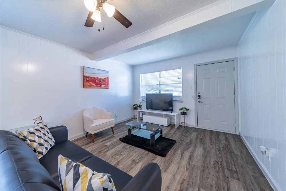414 Donnell Drive #B Arlington, TX 76012