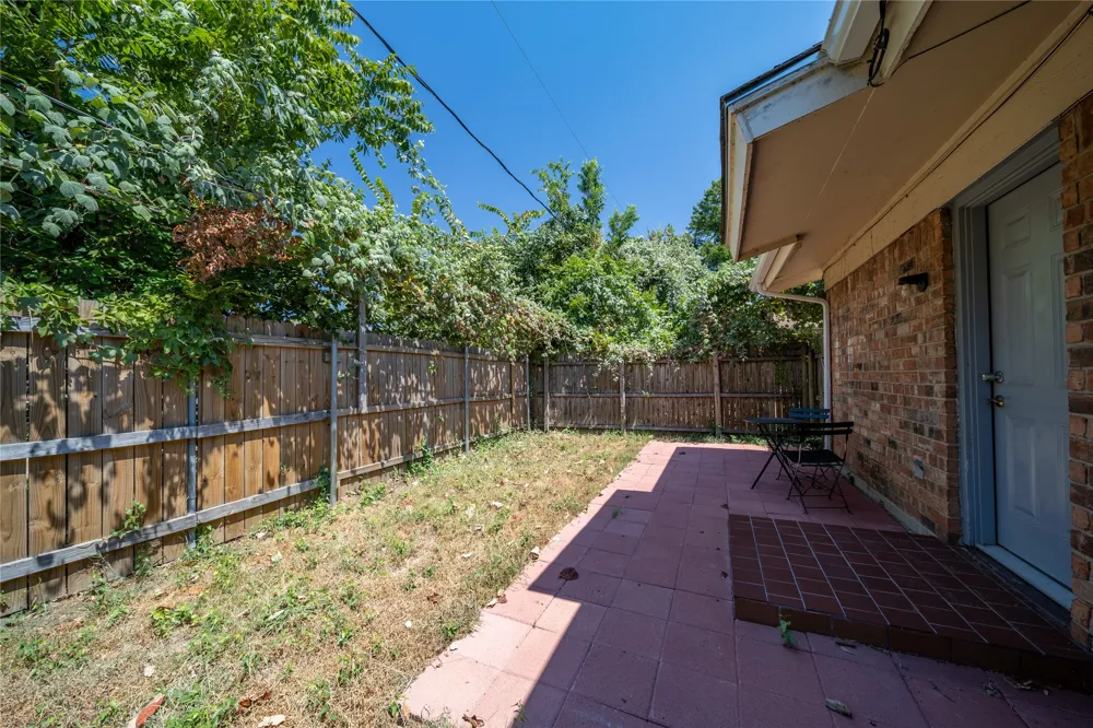 414 Donnell Drive #B Arlington, TX 76012