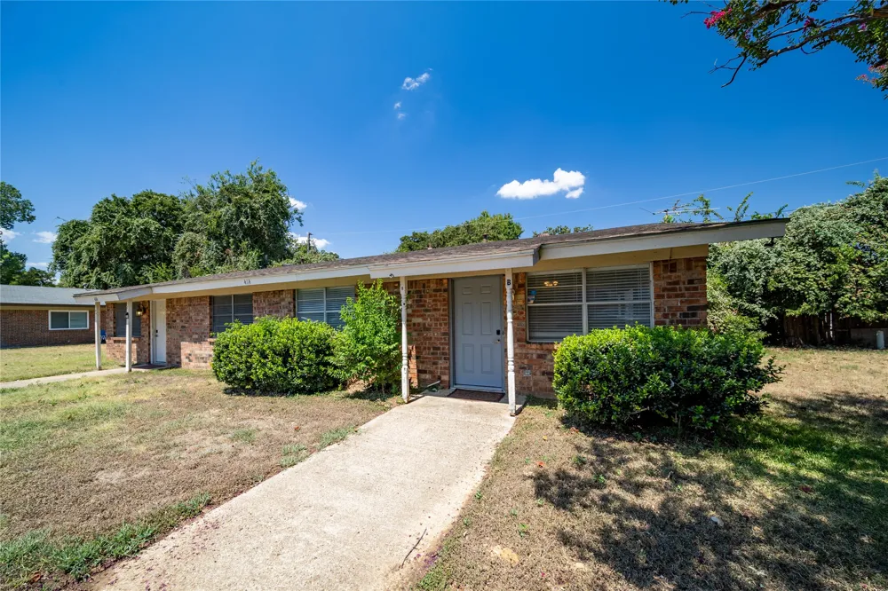 414 Donnell Drive #B Arlington, TX 76012