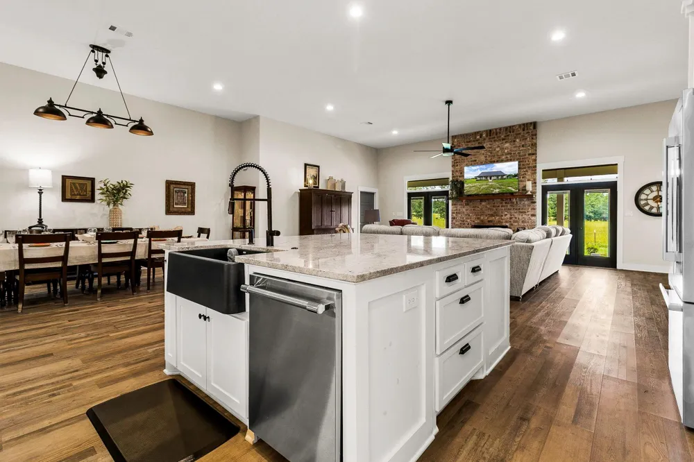 2654 Darden Road Livingston, TX 77351