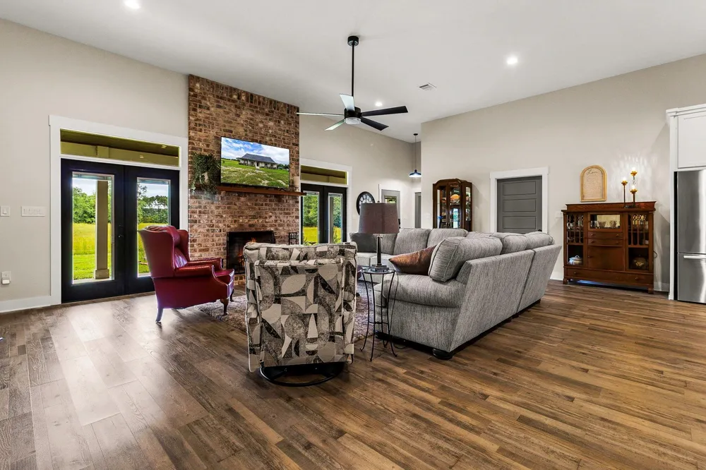 2654 Darden Road Livingston, TX 77351