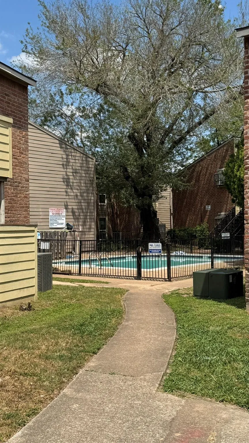 10603 S Wilcrest Drive #56 Houston, TX 77099
