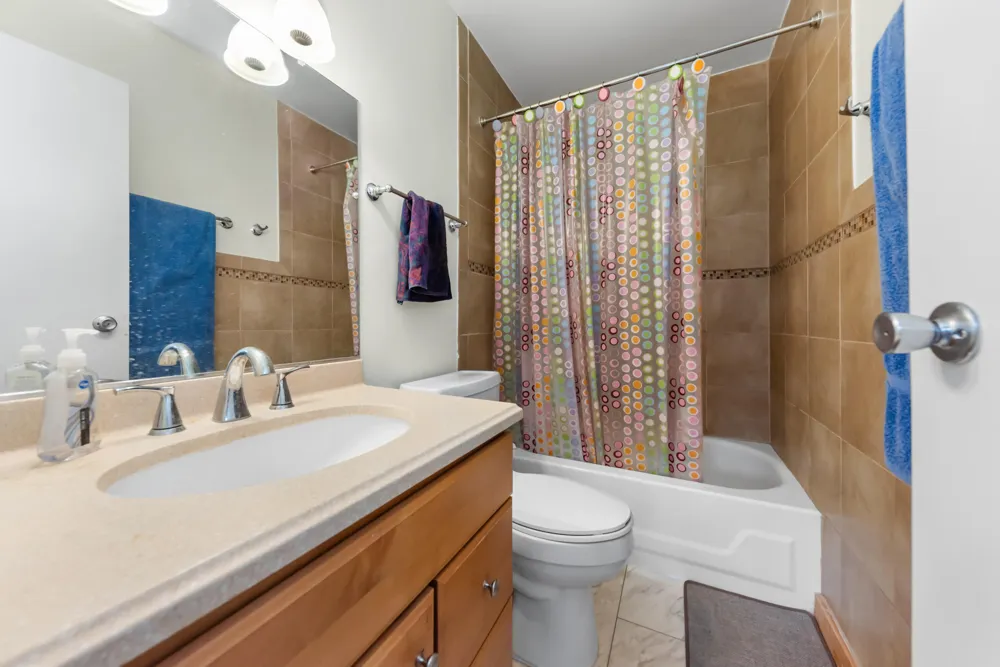 605 Watersedge Drive Ann Arbor, MI 48105