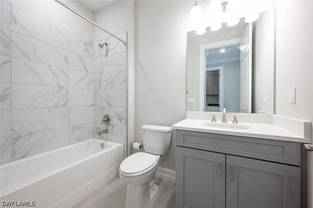 SANIBEL SANDS STREET Bonita Springs, FL 34135