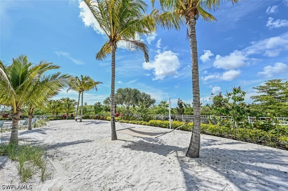 SANIBEL SANDS STREET Bonita Springs, FL 34135