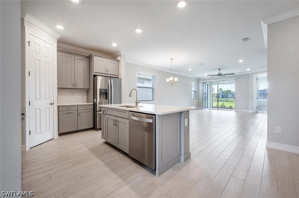 SANIBEL SANDS STREET Bonita Springs, FL 34135