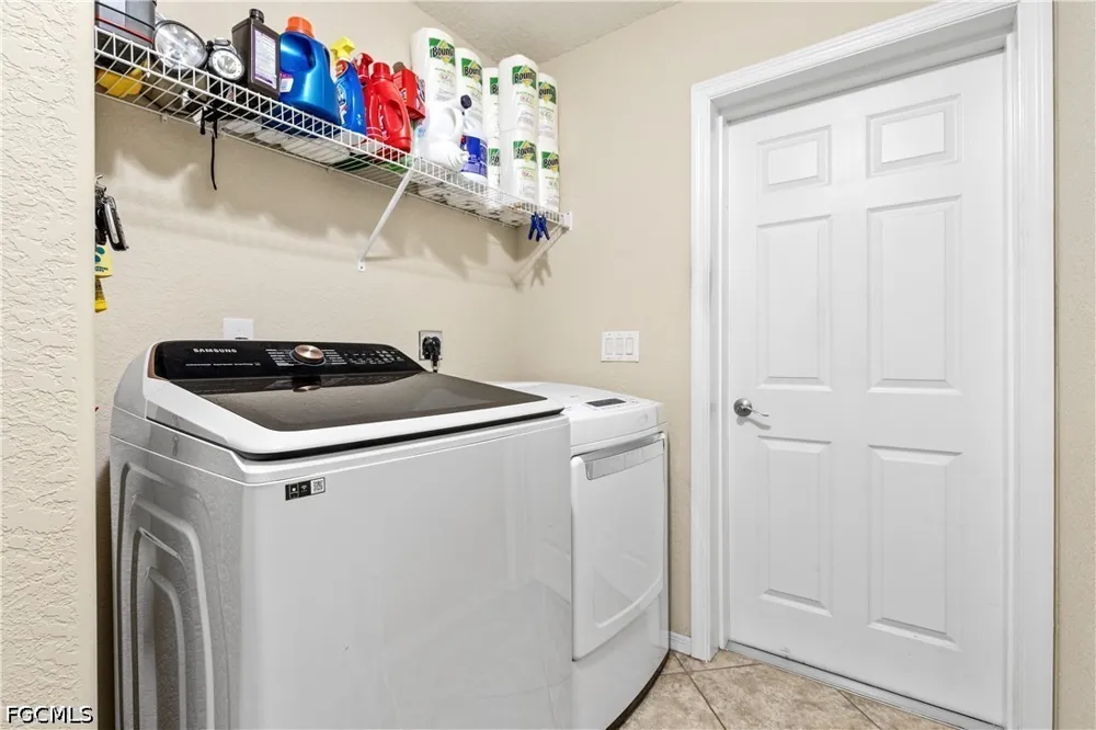 NW 39th Avenue Cape Coral, FL 33993