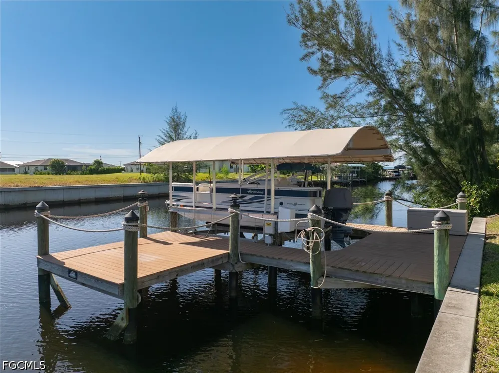 NW 39th Avenue Cape Coral, FL 33993