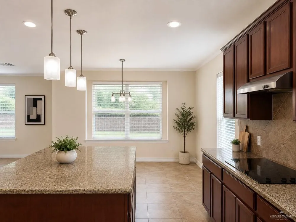 3901 Santa Veronica Mission, TX 78572