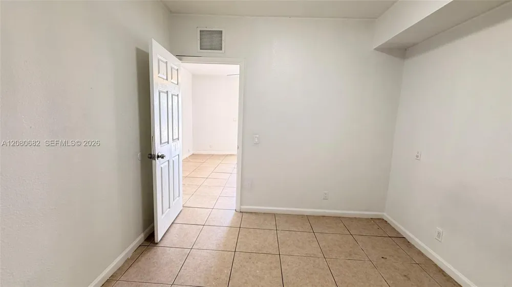 640 SW 9th Court #02 Pompano Beach, FL 33060