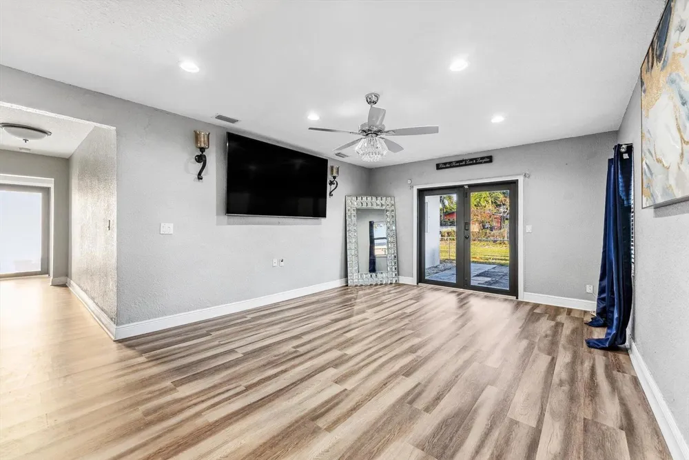 651 Foresteria Drive Lake Park, FL 33403