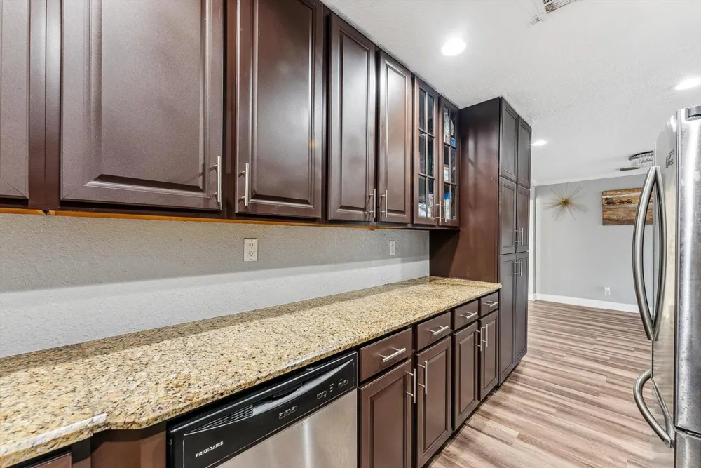 651 Foresteria Drive Lake Park, FL 33403