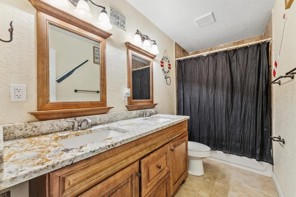 651 Foresteria Drive Lake Park, FL 33403