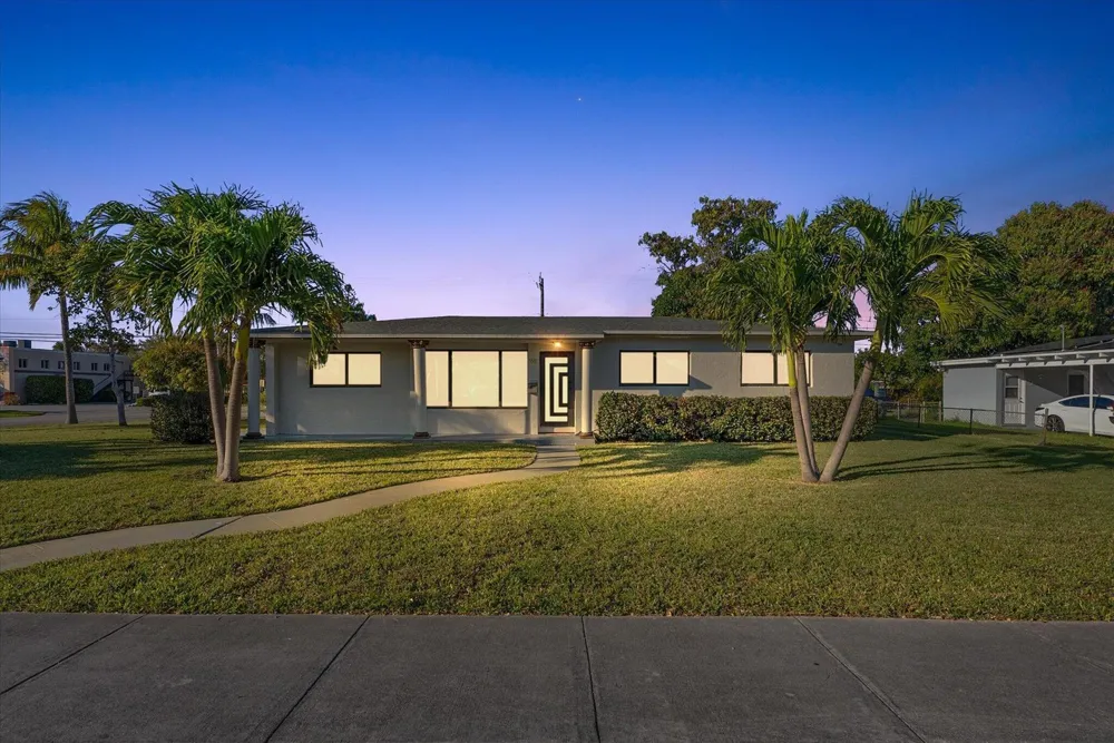 651 Foresteria Drive Lake Park, FL 33403