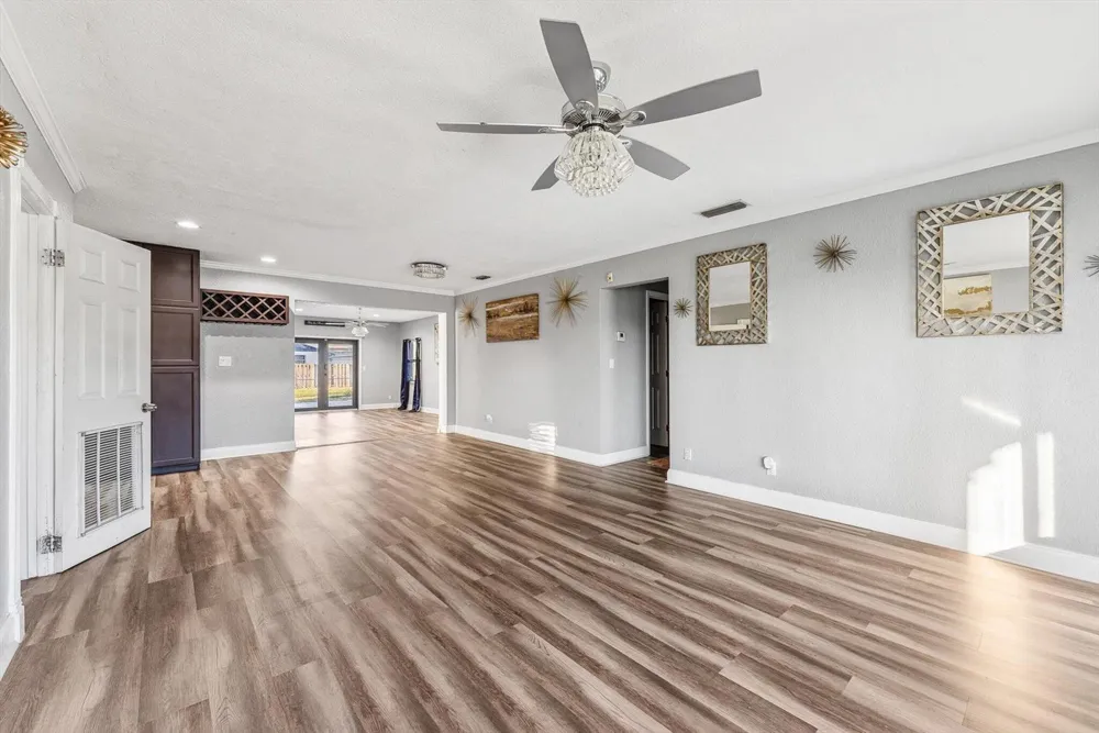 651 Foresteria Drive Lake Park, FL 33403