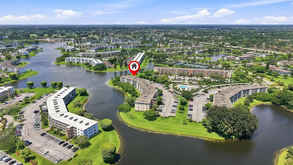 2035 NEWCASTLE B Boca Raton, FL 33434