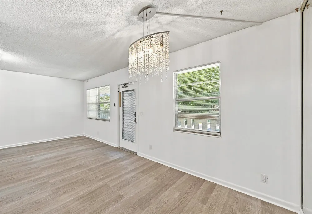 2035 NEWCASTLE B Boca Raton, FL 33434