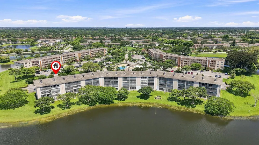 2035 NEWCASTLE B Boca Raton, FL 33434