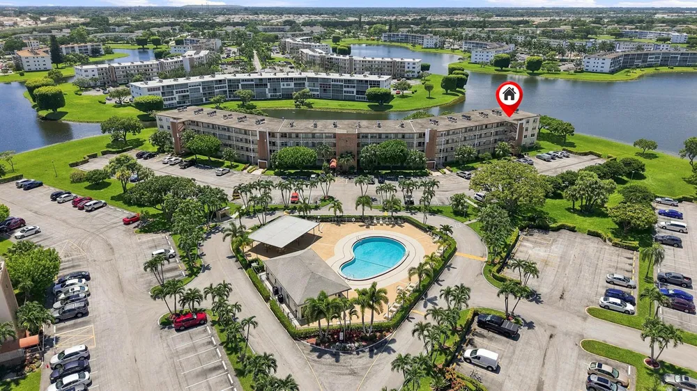 2035 NEWCASTLE B Boca Raton, FL 33434