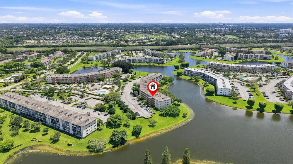 2035 NEWCASTLE B Boca Raton, FL 33434