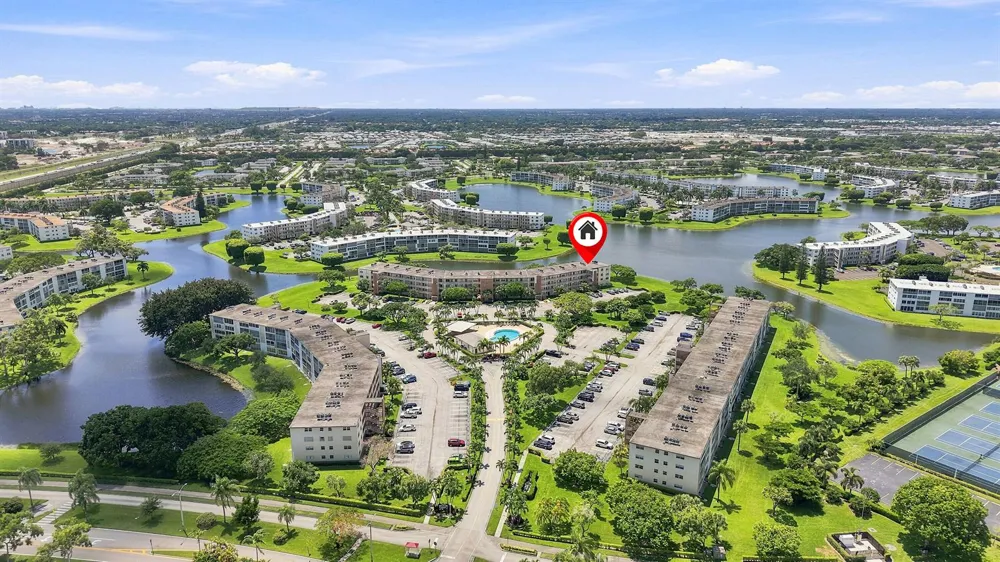 2035 NEWCASTLE B Boca Raton, FL 33434