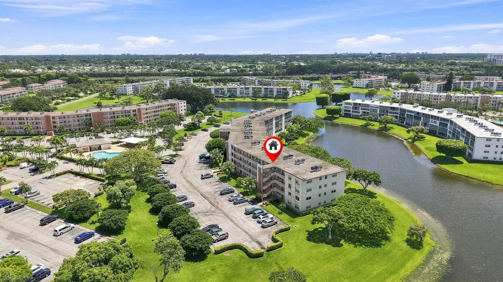 2035 NEWCASTLE B Boca Raton, FL 33434
