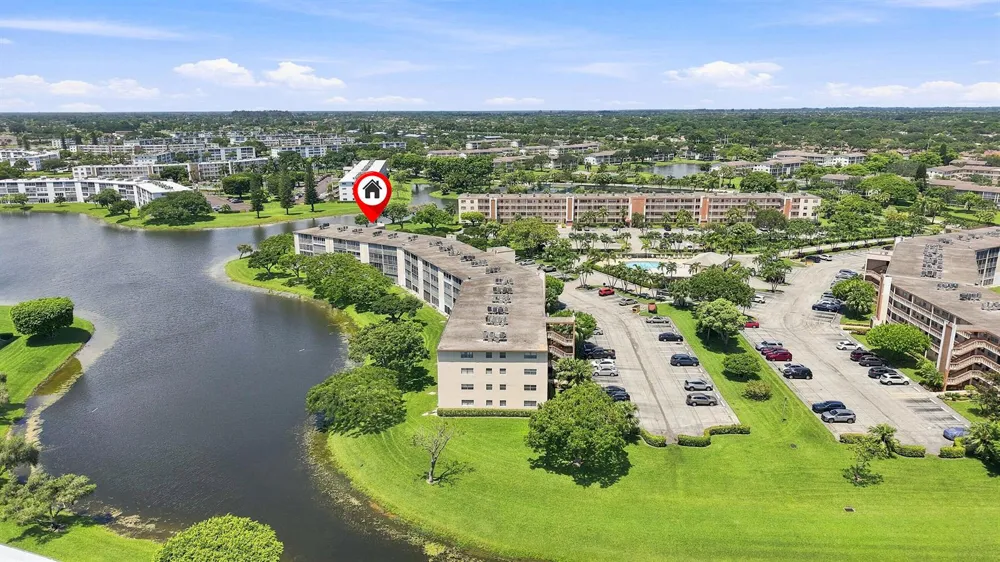 2035 NEWCASTLE B Boca Raton, FL 33434