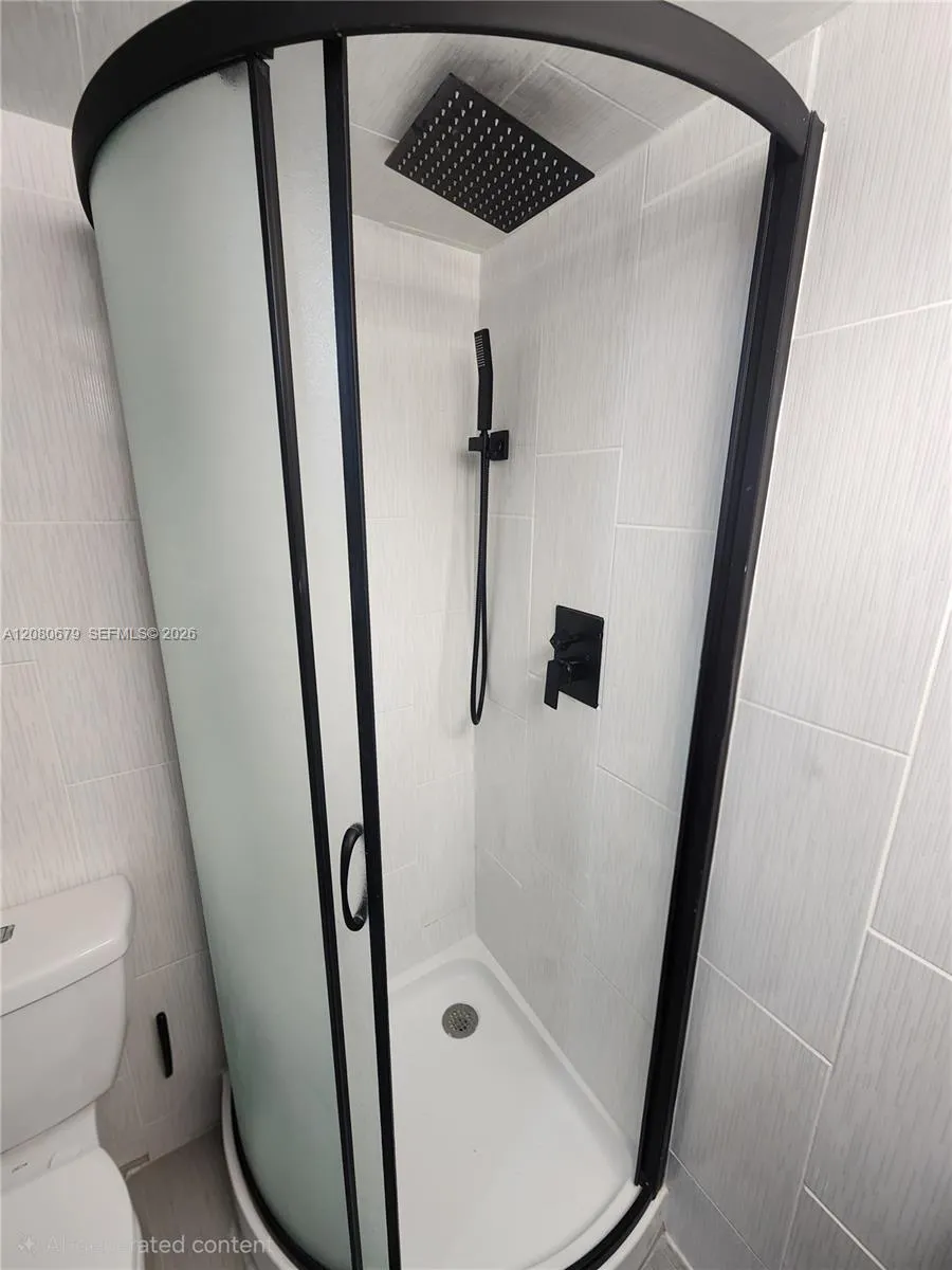 2801 NE 183rd St #310W Aventura, FL 33160