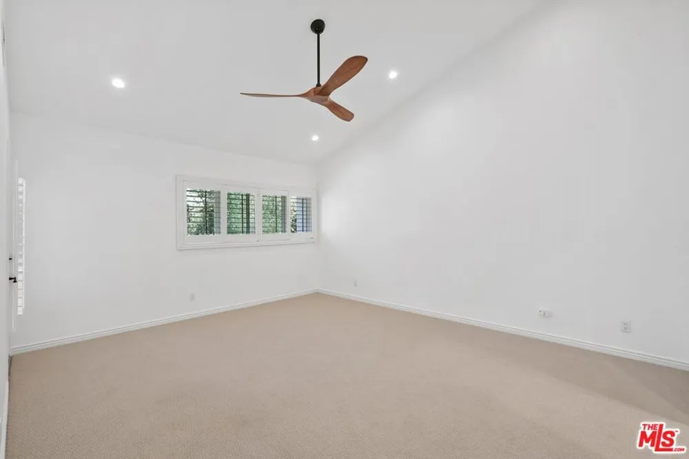 1622 Palisades Drive Los Angeles, CA 90272