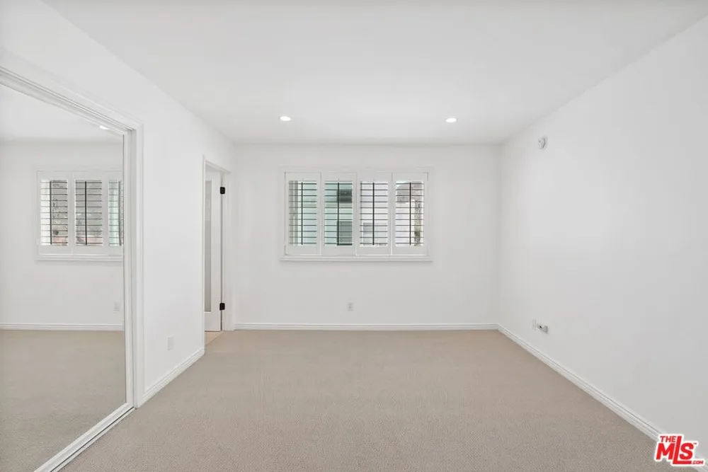 1622 Palisades Drive Los Angeles, CA 90272