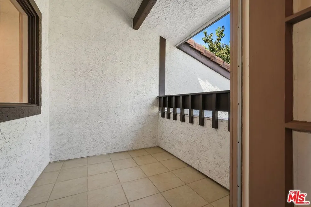 1622 Palisades Drive Los Angeles, CA 90272