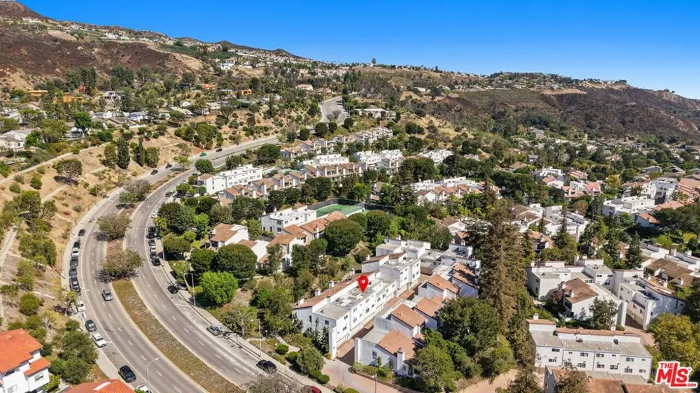 1622 Palisades Drive Los Angeles, CA 90272