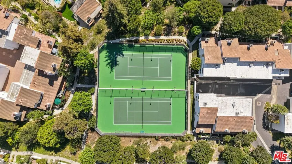 1622 Palisades Drive Los Angeles, CA 90272