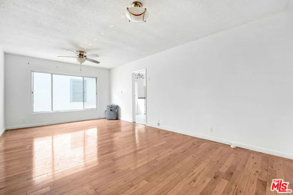1427 Martel Avenue #6 Los Angeles, CA 90046