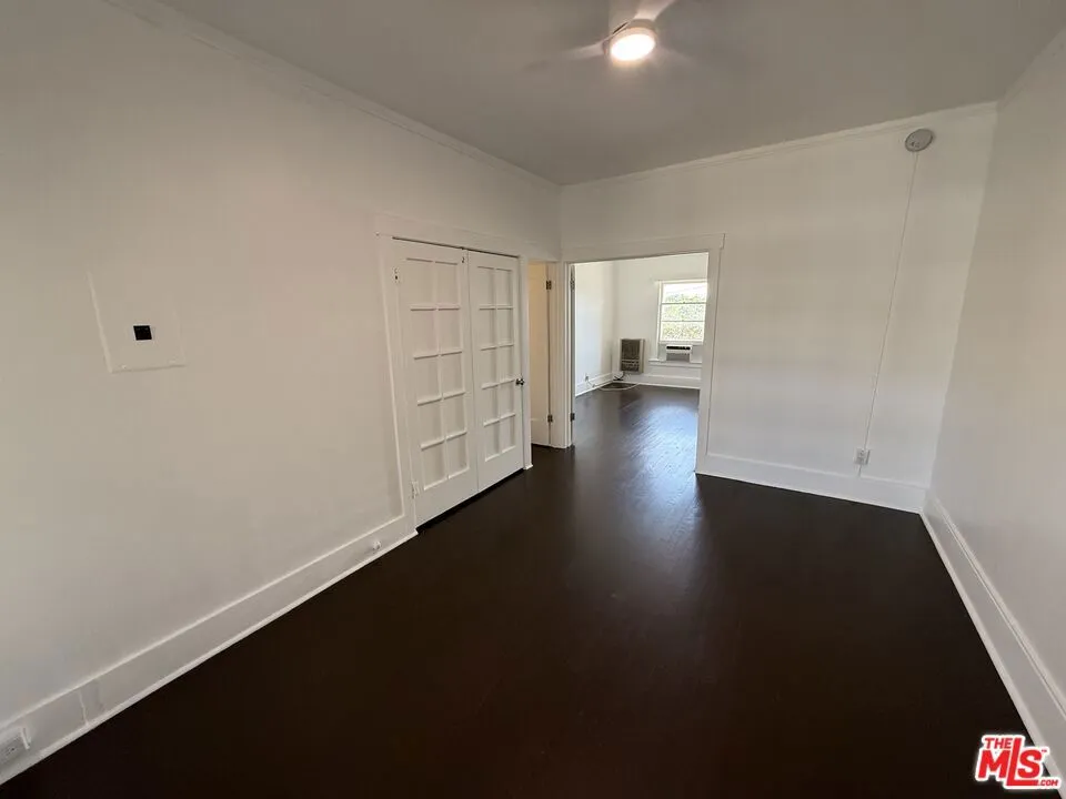 4125 S Figueroa Street #302 Los Angeles, CA 90037