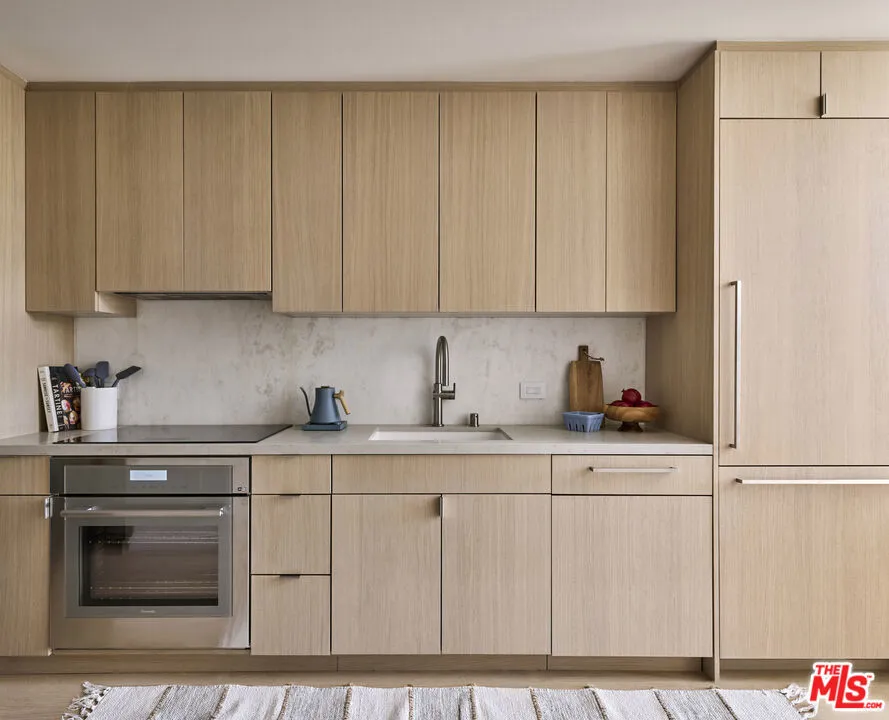 700 Broadway #409 Santa Monica, CA 90401