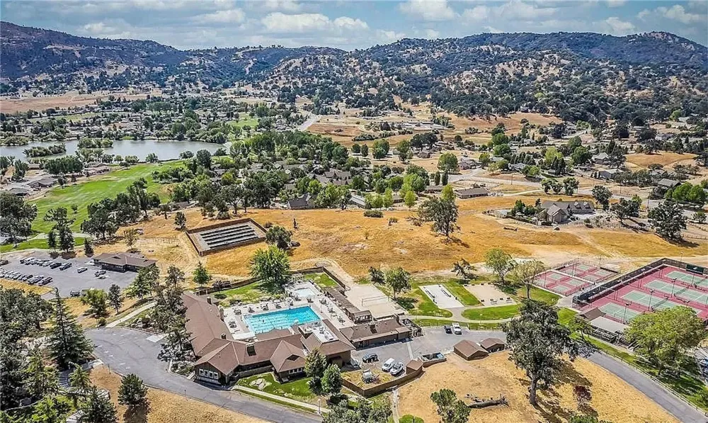 26201 Hazelwood Court Bear Valley Springs, CA 93561