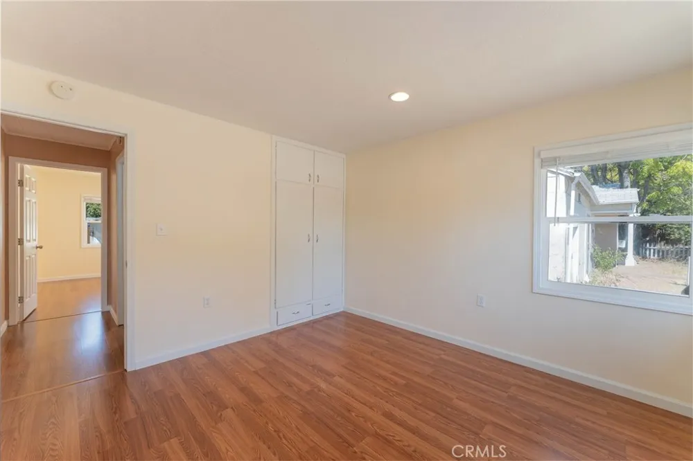 6454 11th Lucerne, CA 95458
