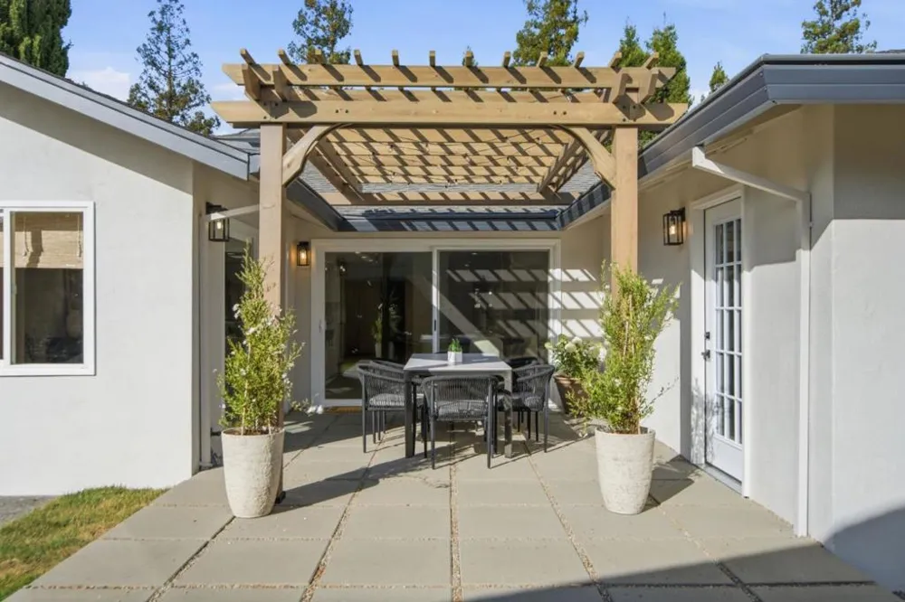 1218 Sanchez Way Redwood City, CA 94061
