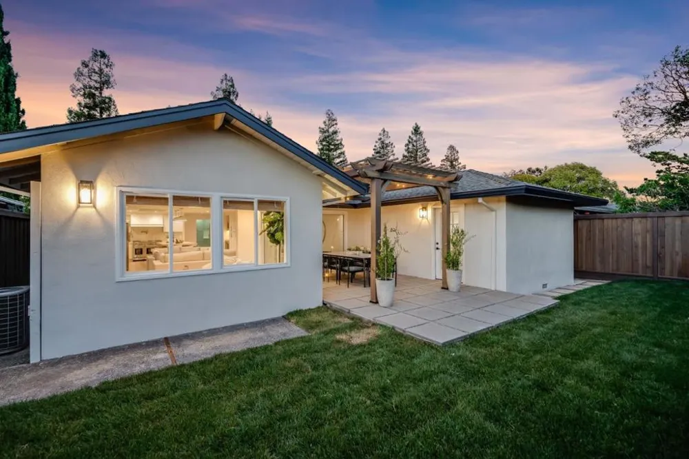 1218 Sanchez Way Redwood City, CA 94061