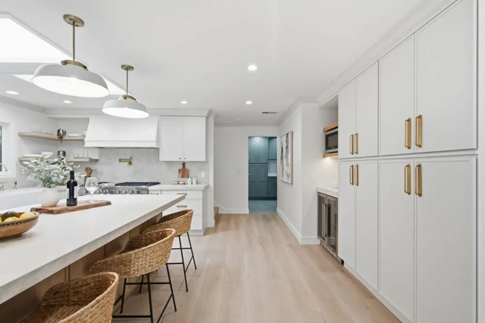 1218 Sanchez Way Redwood City, CA 94061