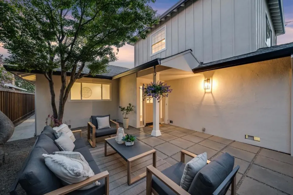 1218 Sanchez Way Redwood City, CA 94061