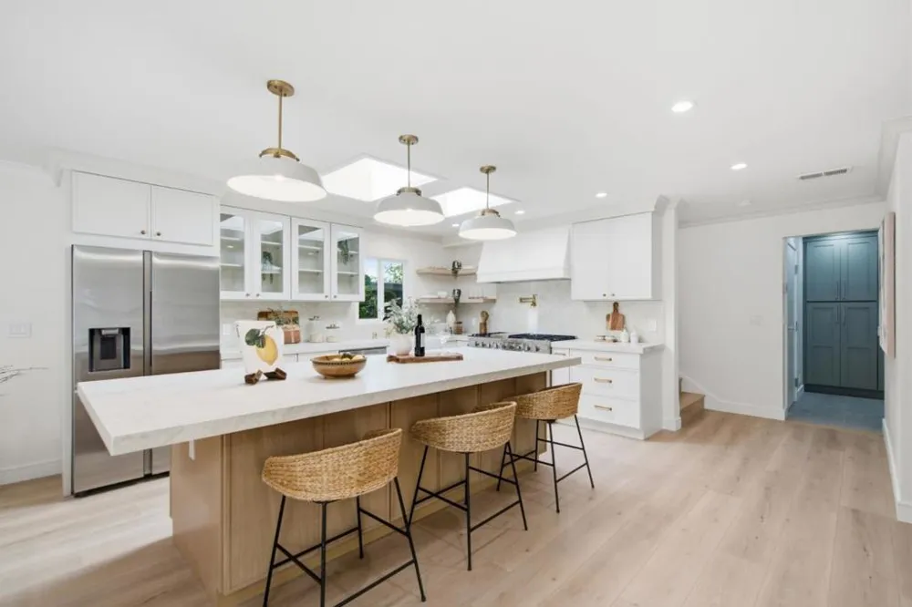 1218 Sanchez Way Redwood City, CA 94061