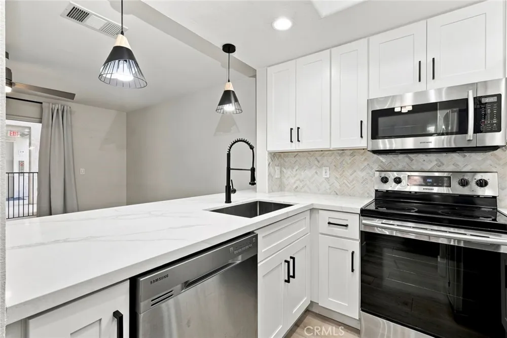 3078 Broadway #102 San Diego, CA 92102