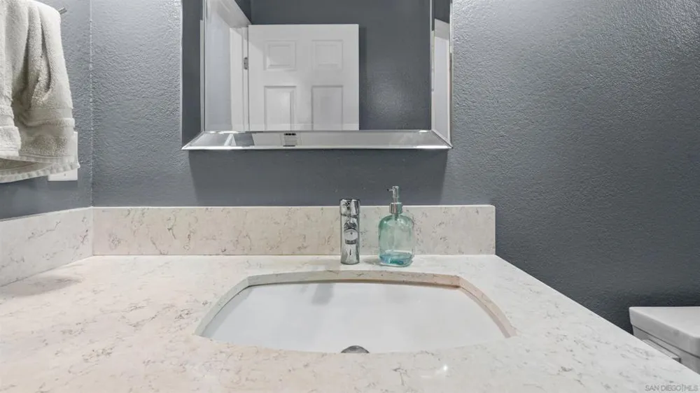 16424 Avenida Venusto #C San Diego, CA 92128