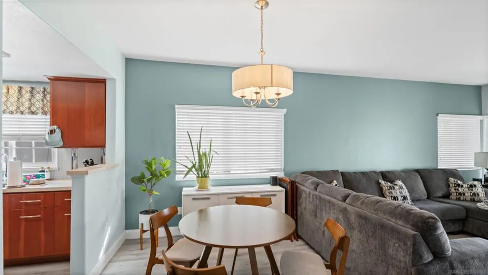 16424 Avenida Venusto #C San Diego, CA 92128