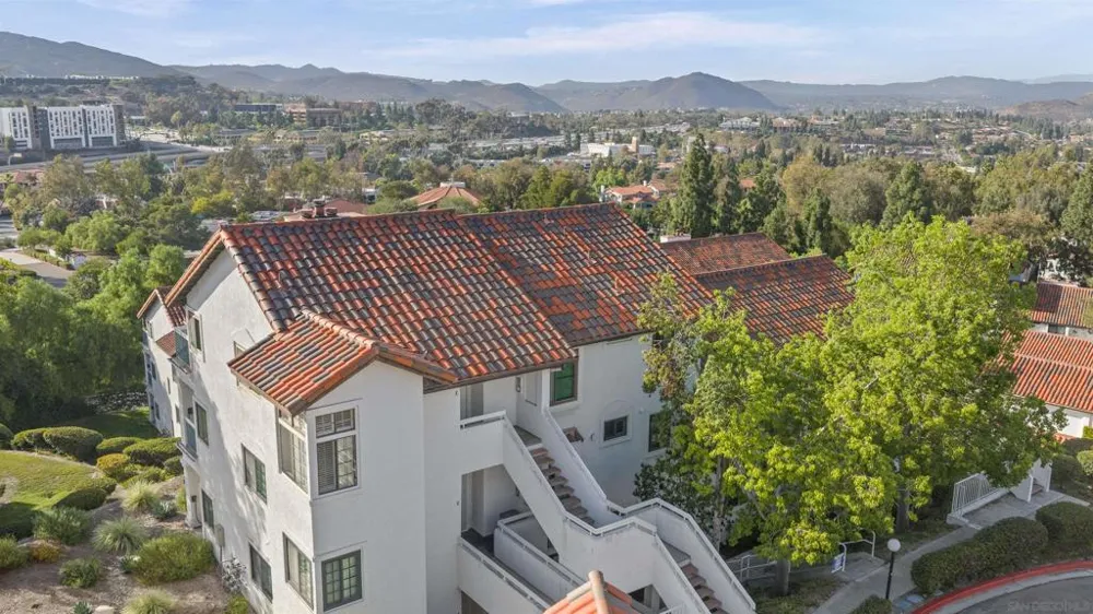 16424 Avenida Venusto #C San Diego, CA 92128