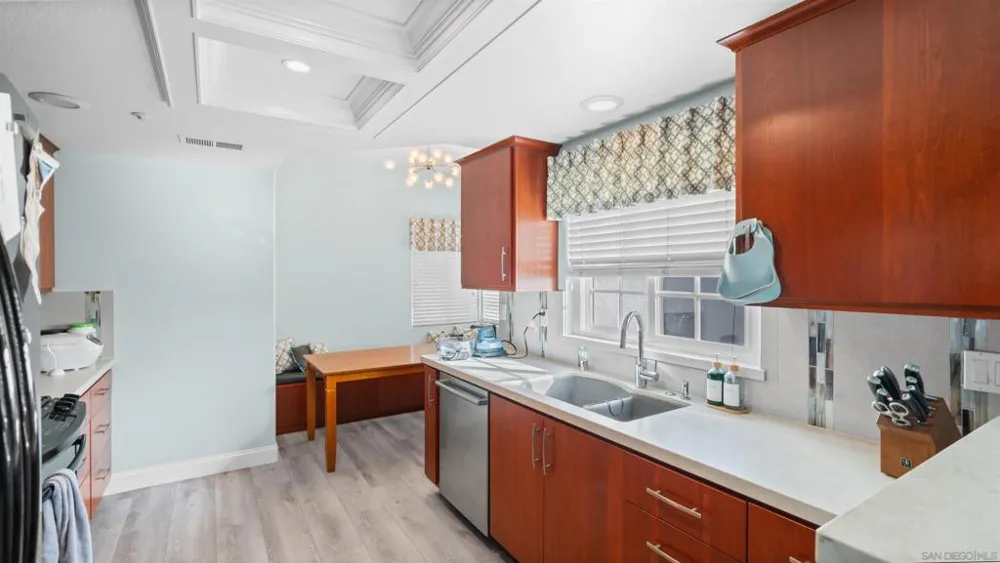 16424 Avenida Venusto #C San Diego, CA 92128