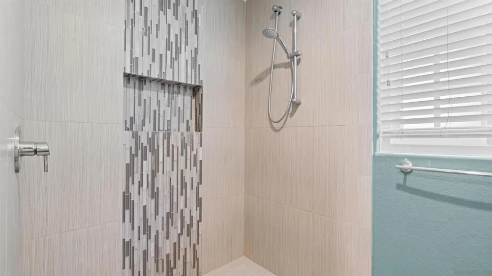 16424 Avenida Venusto #C San Diego, CA 92128